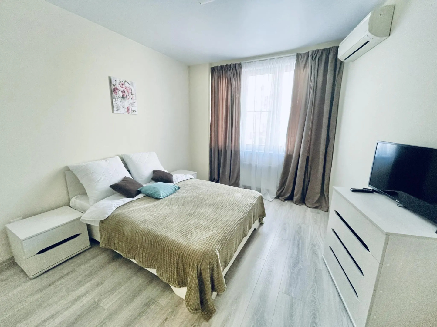 Vegas apartments (Вегас апартментс) на улице Маршала Баграмяна, 1