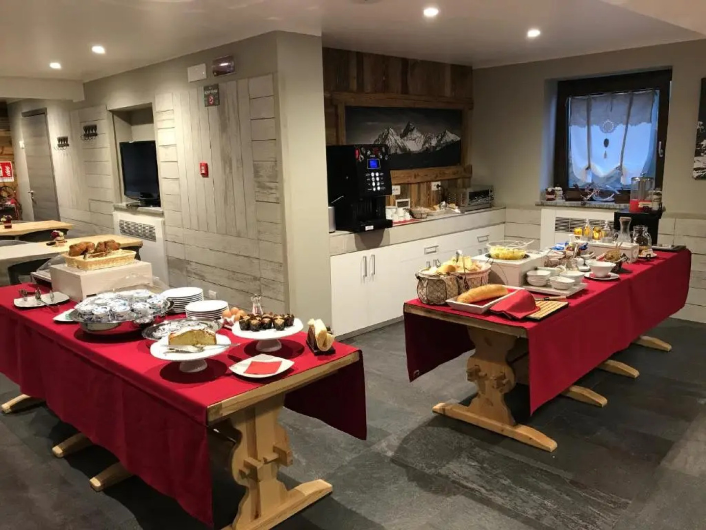 Hotel Ristorante Monte Emilius