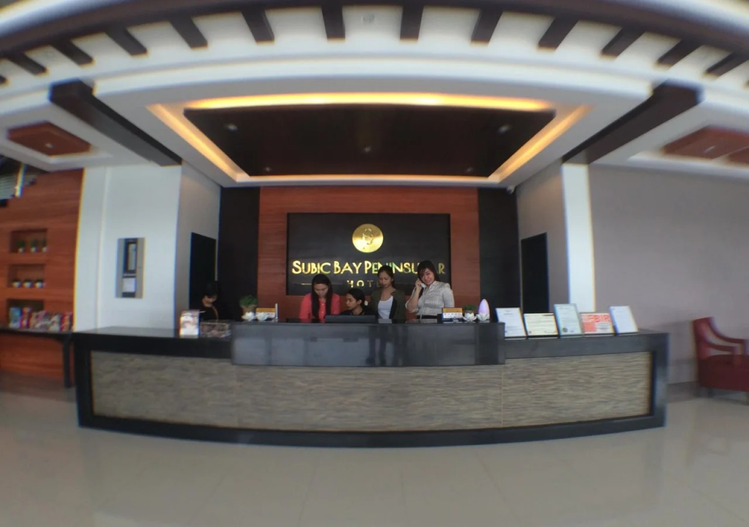Subic Bay Peninsular Hotel
