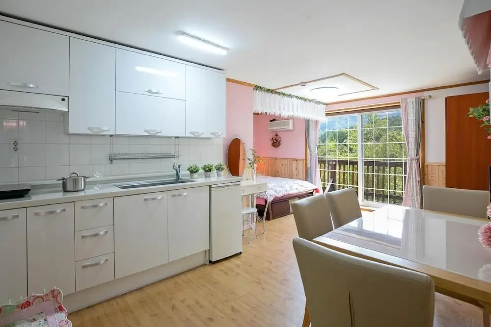 Secret Garden Pension