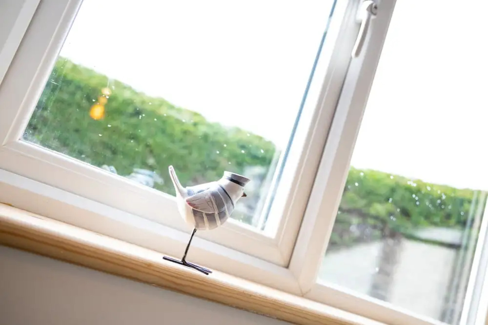 Totnes modern house sleeps 8 , 5 mins to town