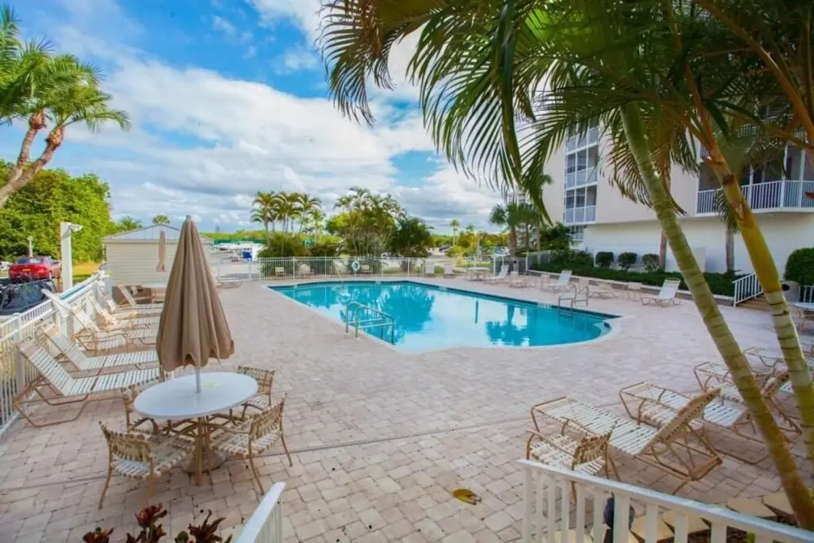 Bonita Beach & Tennis Condo