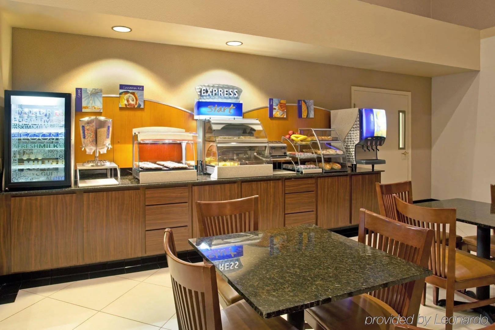 Holiday Inn Express & Suites Rancho Mirage - Palm Spgs Area by IHG