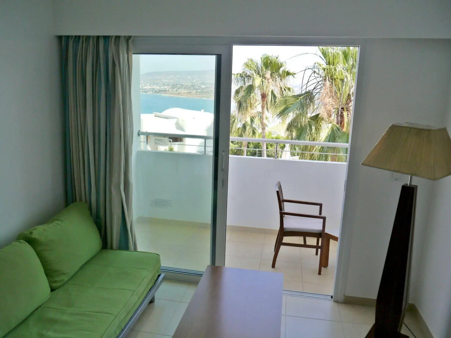 Theo Sunset Bay Hotel