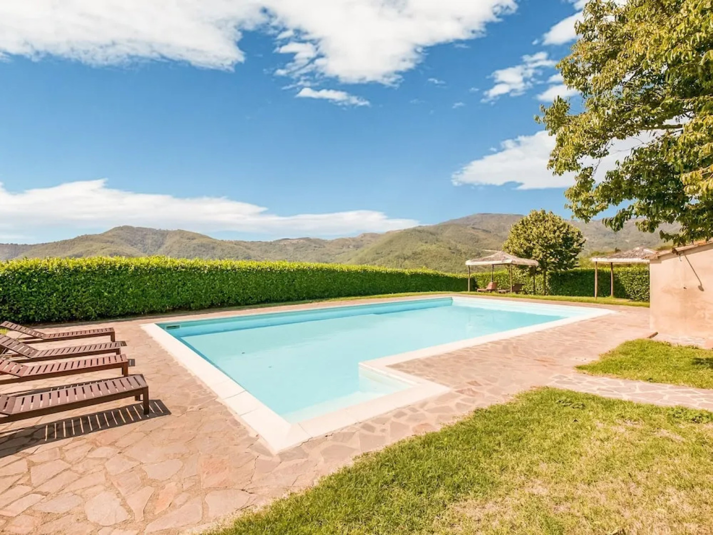 Charming Holiday Home in Pontassieve With Swimming Pool