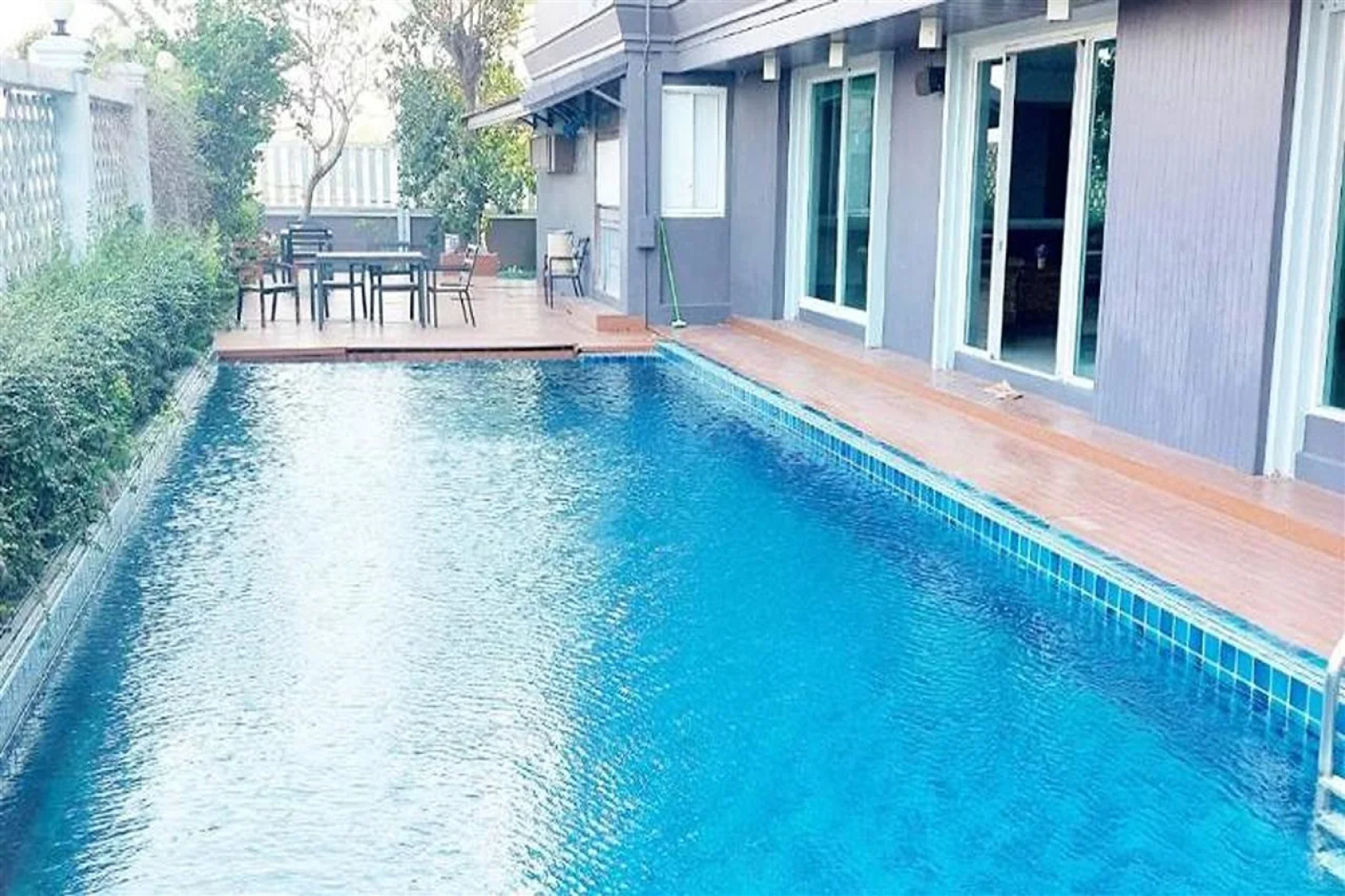 Convenient Grand Hotel