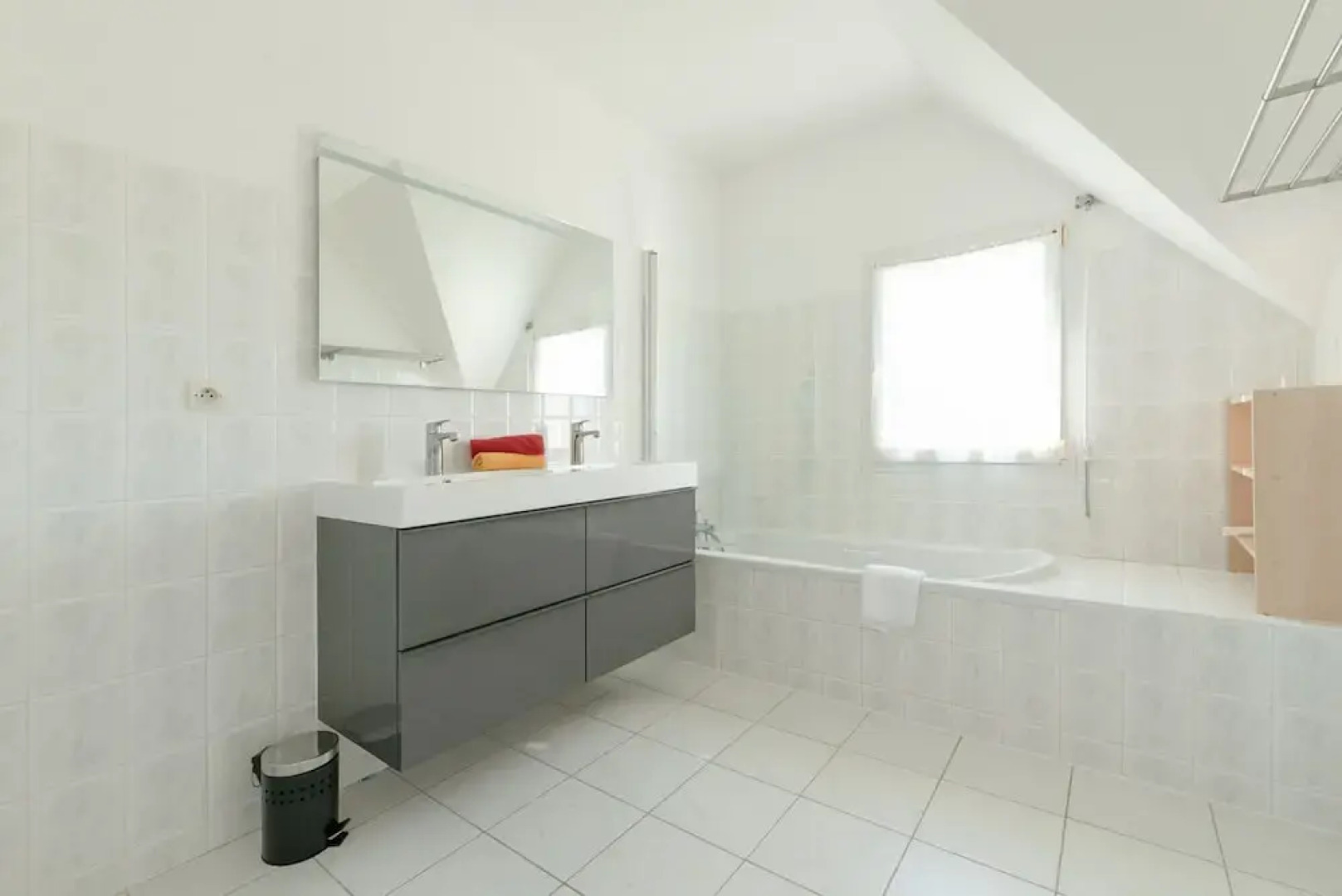 House in Saint-pabu Near Stunning Beaches