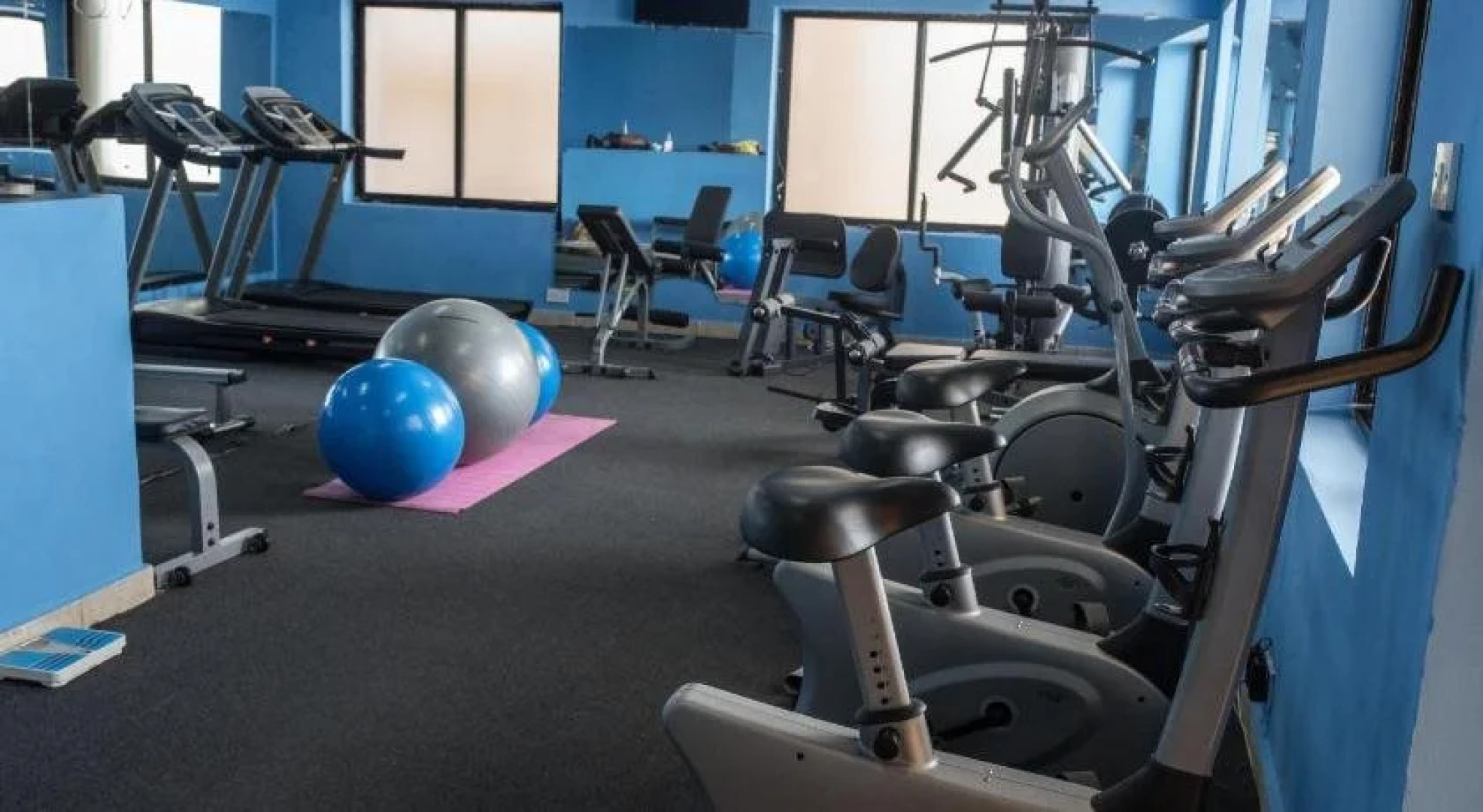 Golden Tulip Essential Kimbima Freetown