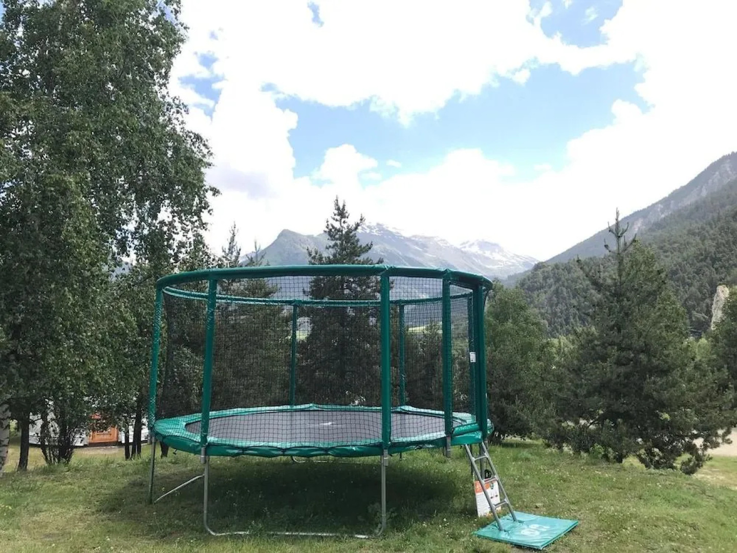 Ma Cabane en Montagne Insolite