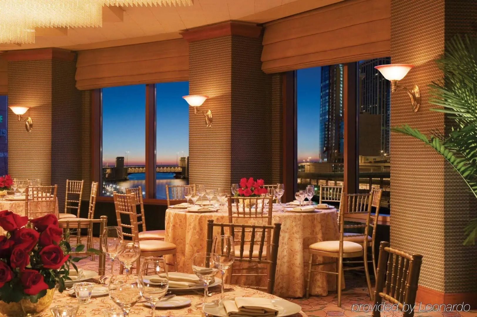 Sheraton Grand Chicago Riverwalk