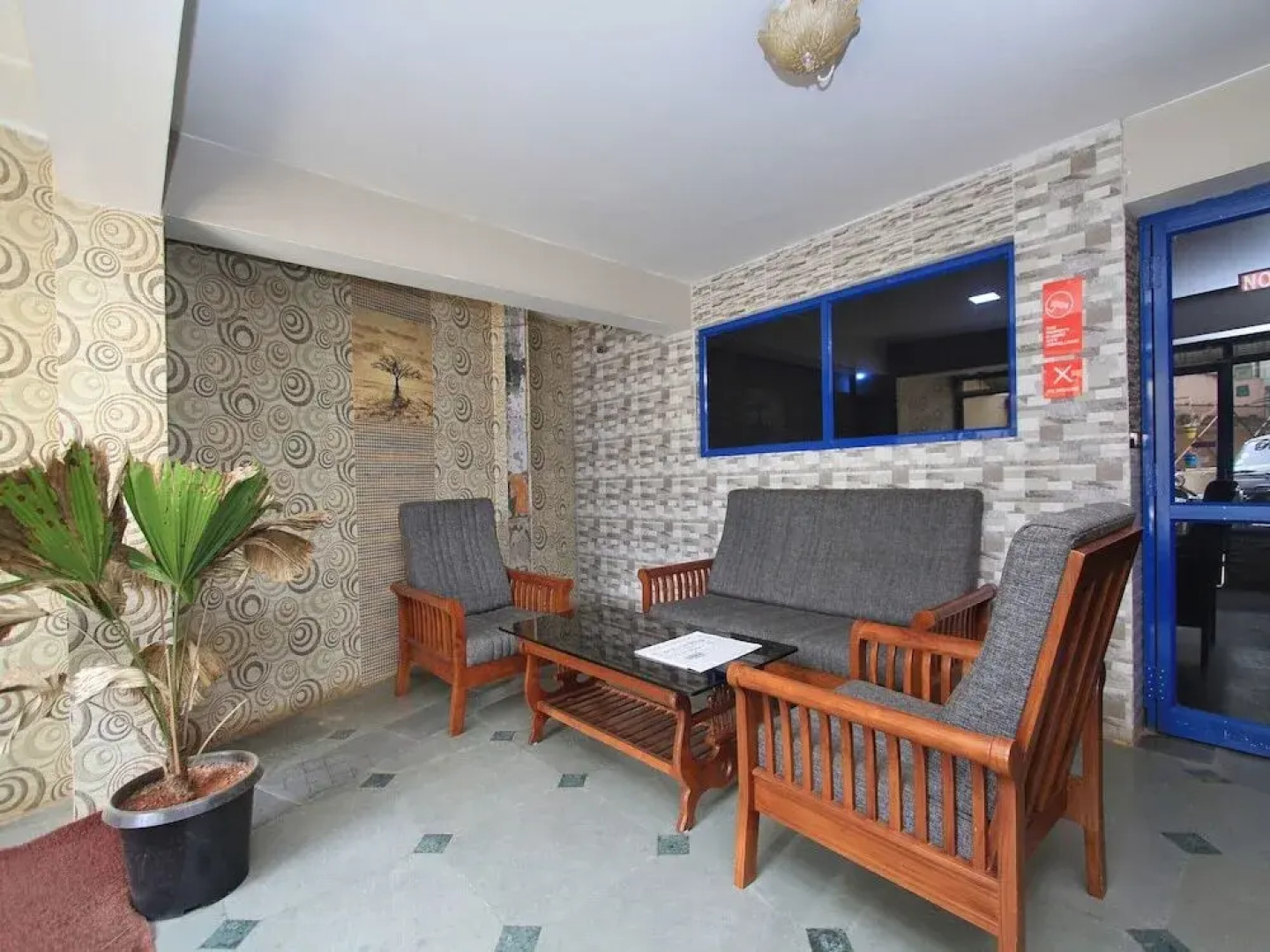 OYO 13597 Travel Stay Residency