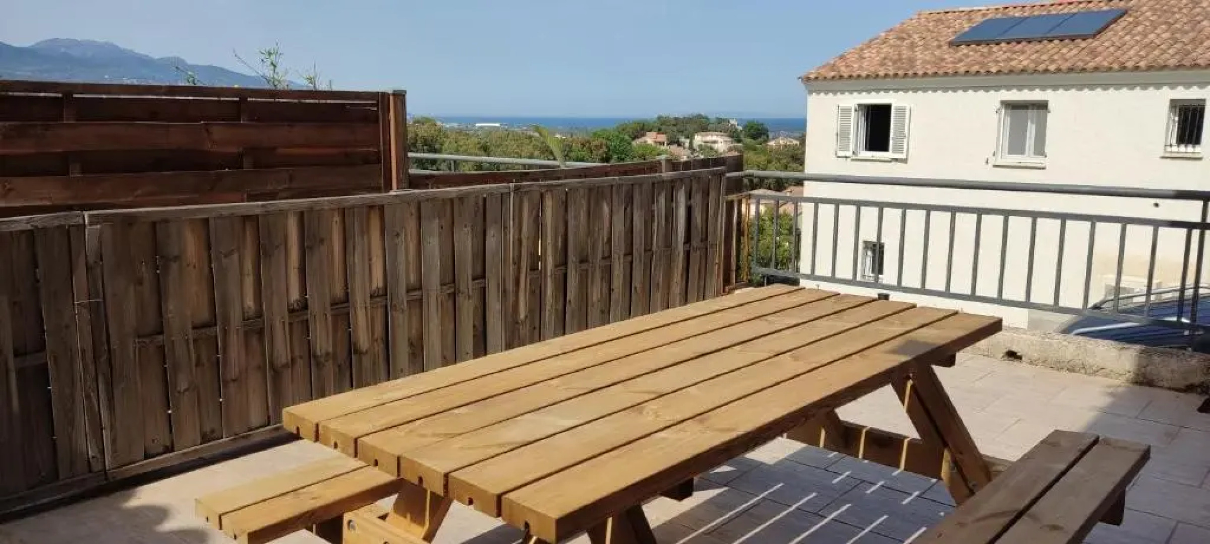 charmant F2 entre Bastia et St Florent