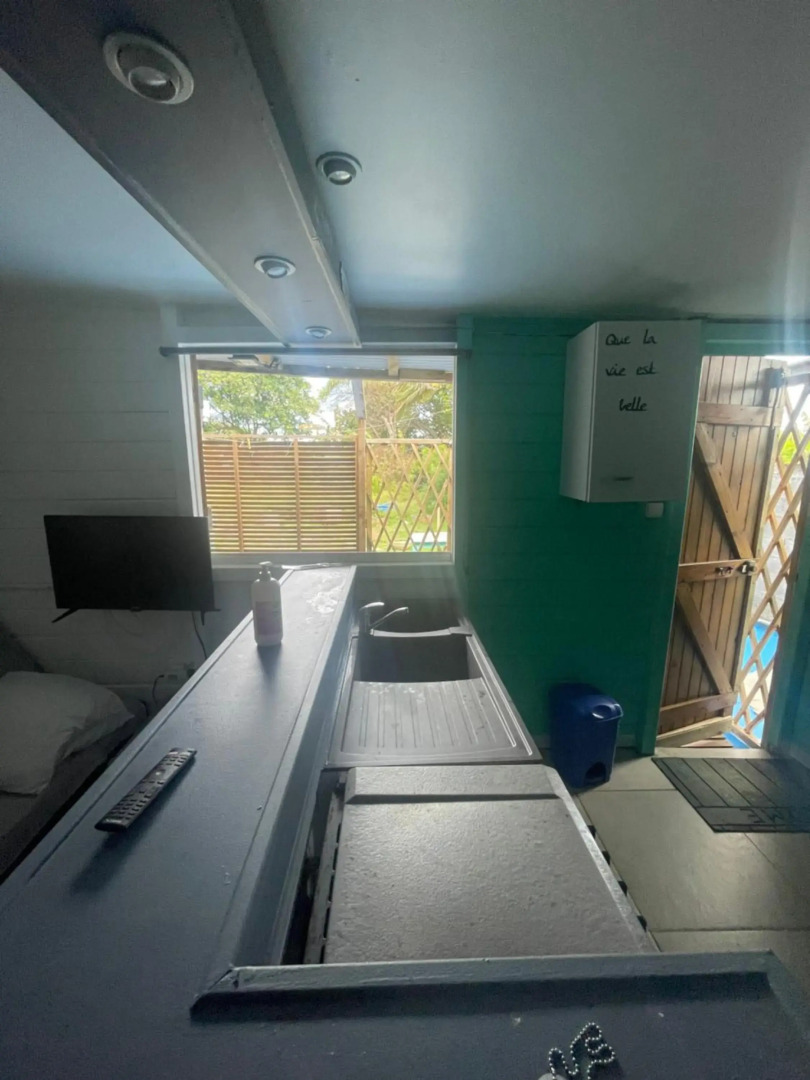 2 Bungalows au bord de la plage de montal a moule loués individuellement ou séparément