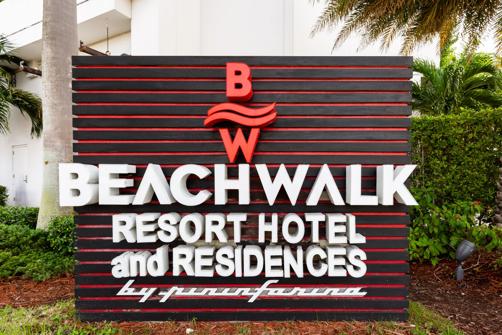 2BR Private Ocean Luxury Condos at Beachwalk Resort