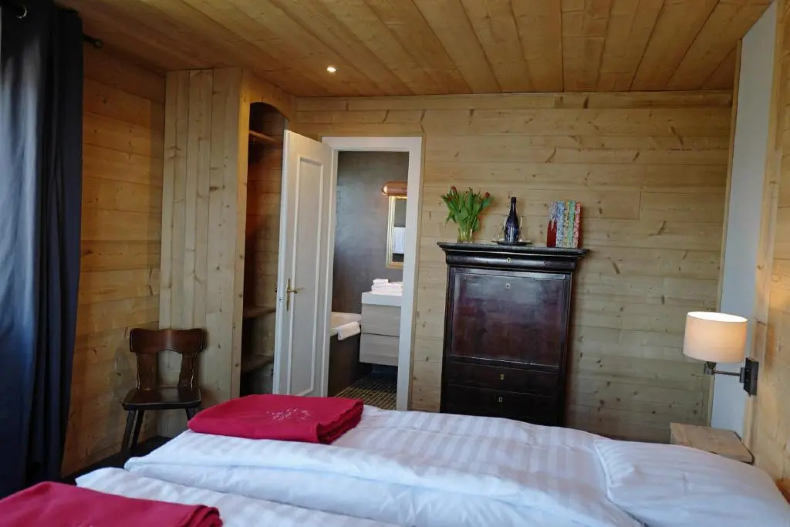 Le Coucou Hotel & Restaurant