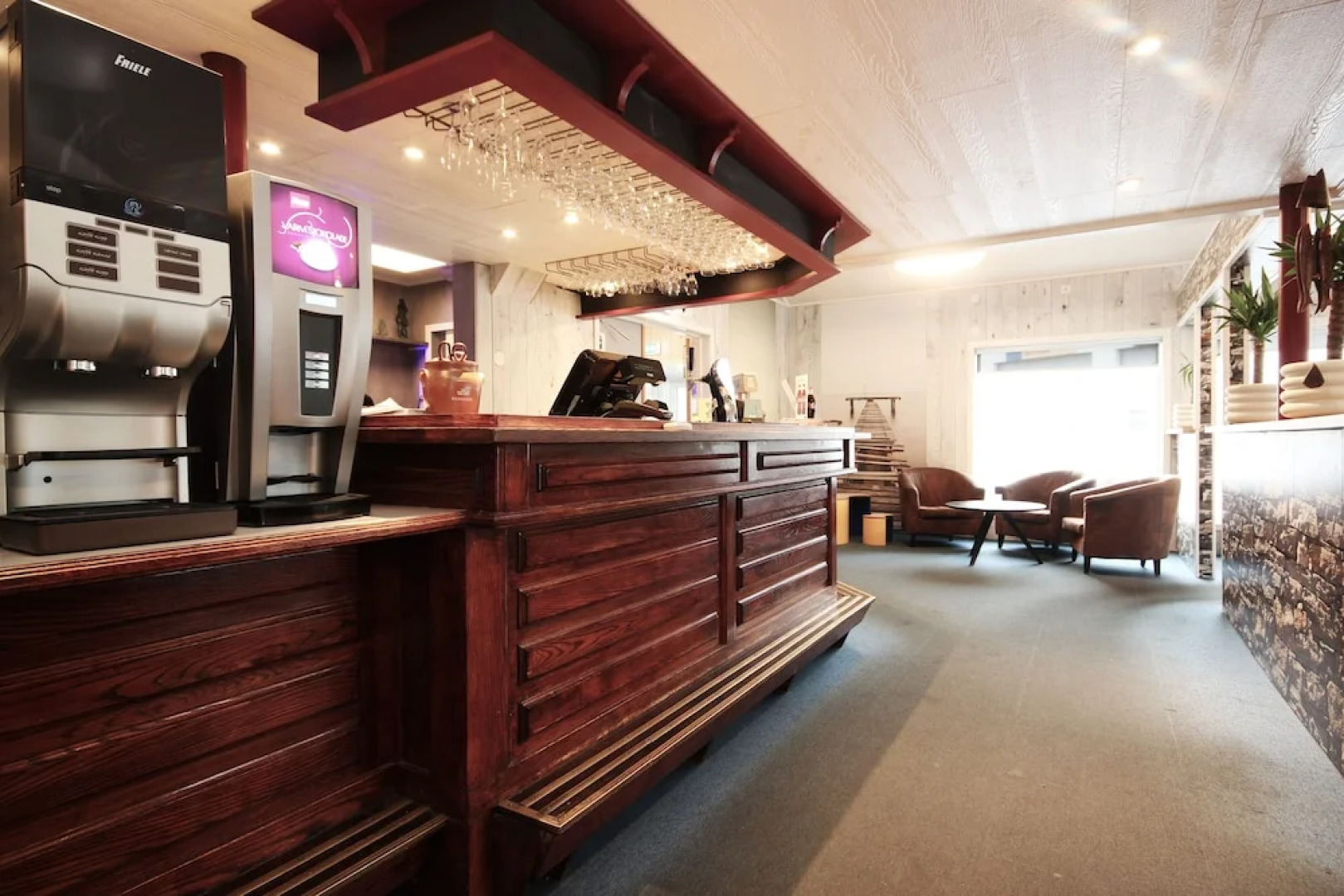 Napoli resturant & Hotell