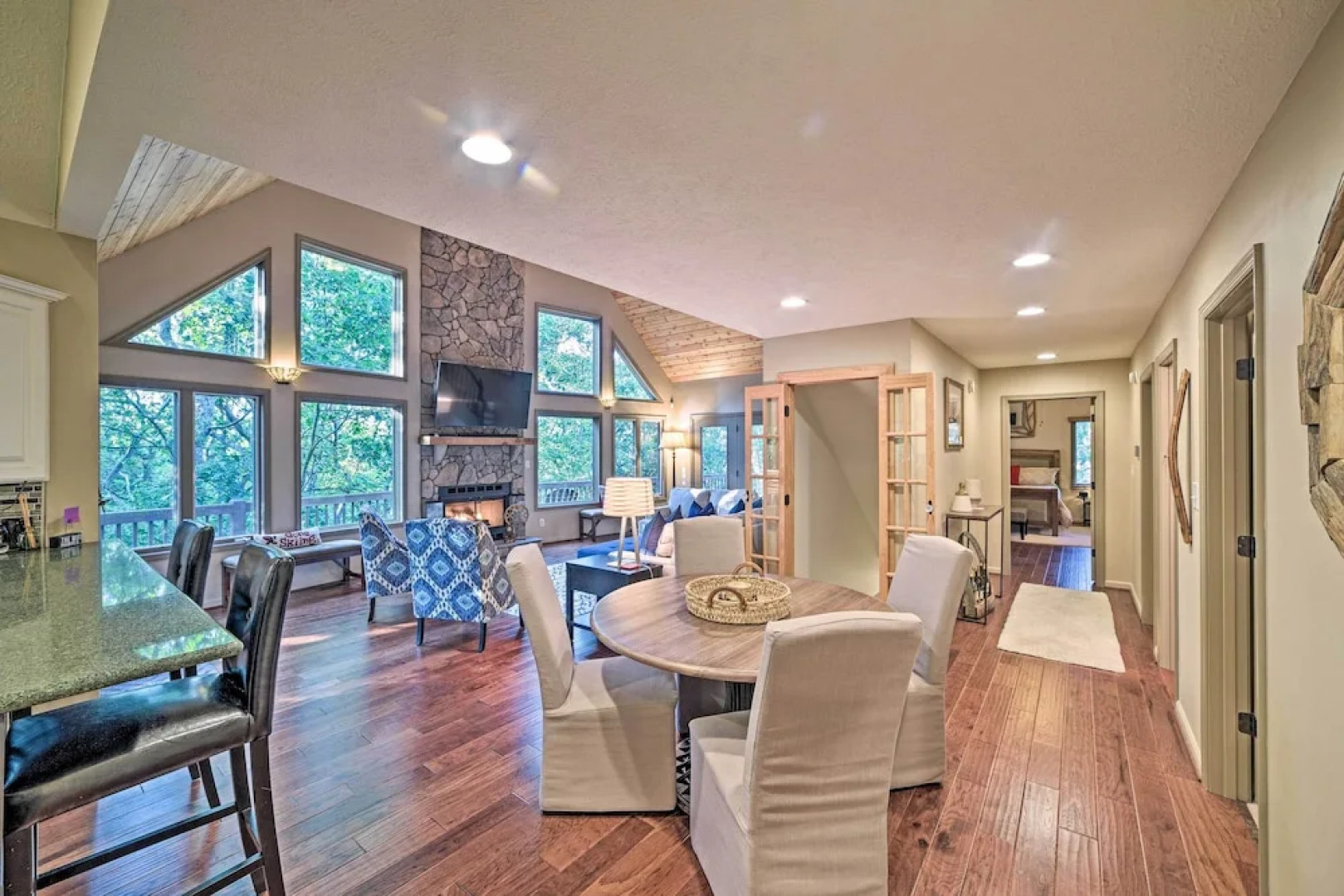 Wintergreen Resort Home w/ Deck: Walk to Slopes