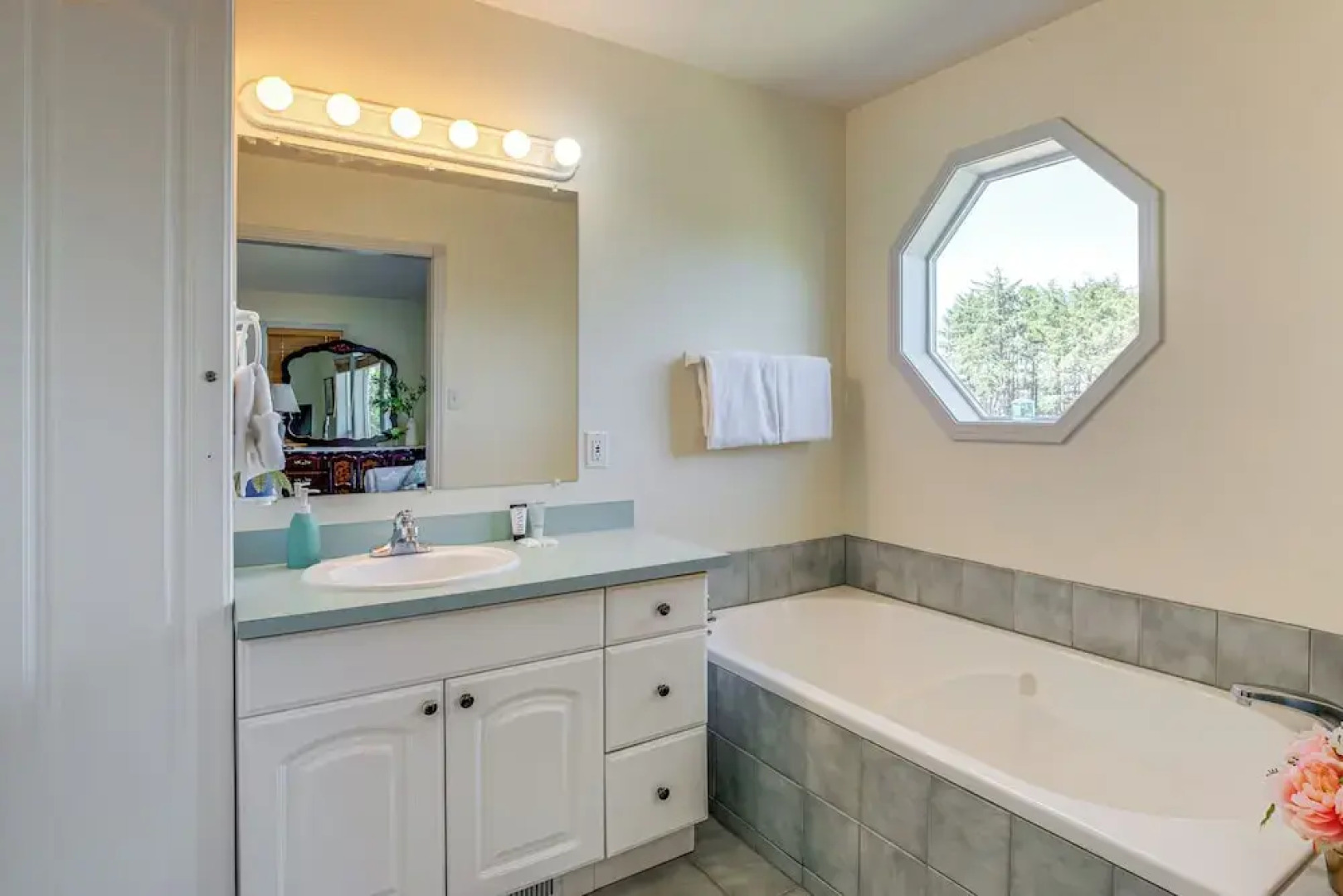 Walk to Shore: Home w/ Deck in Rockaway Beach!