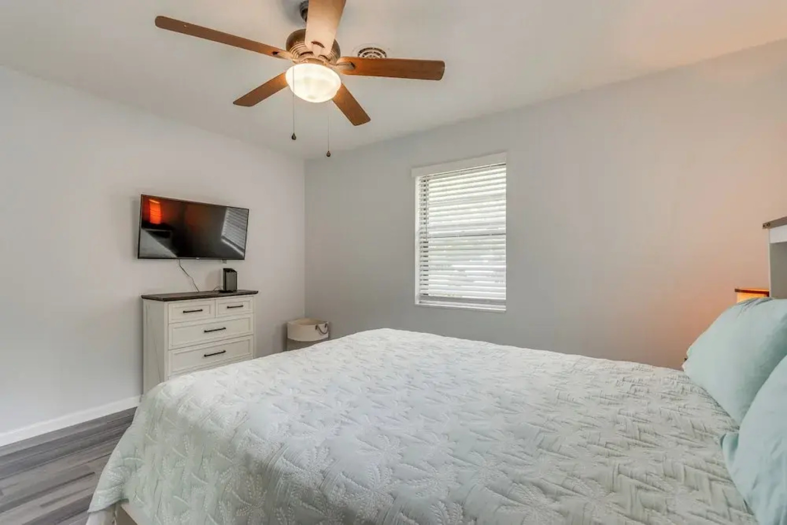 Swim, Golf & Relax: Family-friendly Pensacola Gem