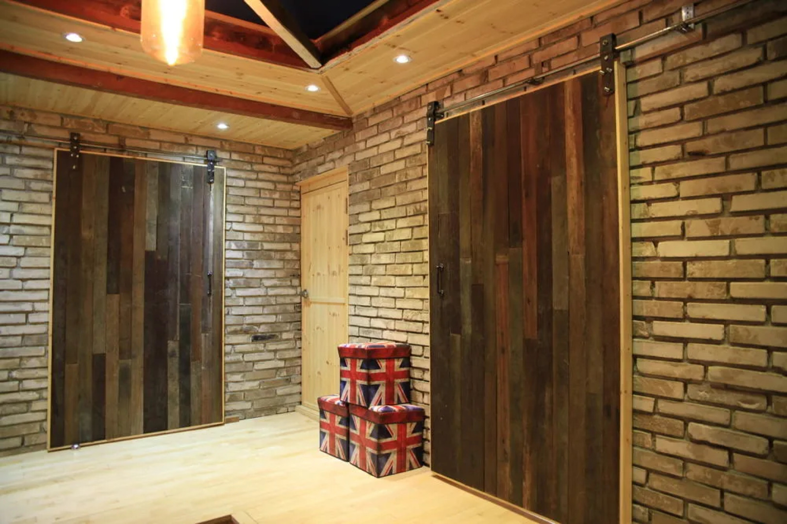 Poipu Surfing School Guesthouse - Hostel