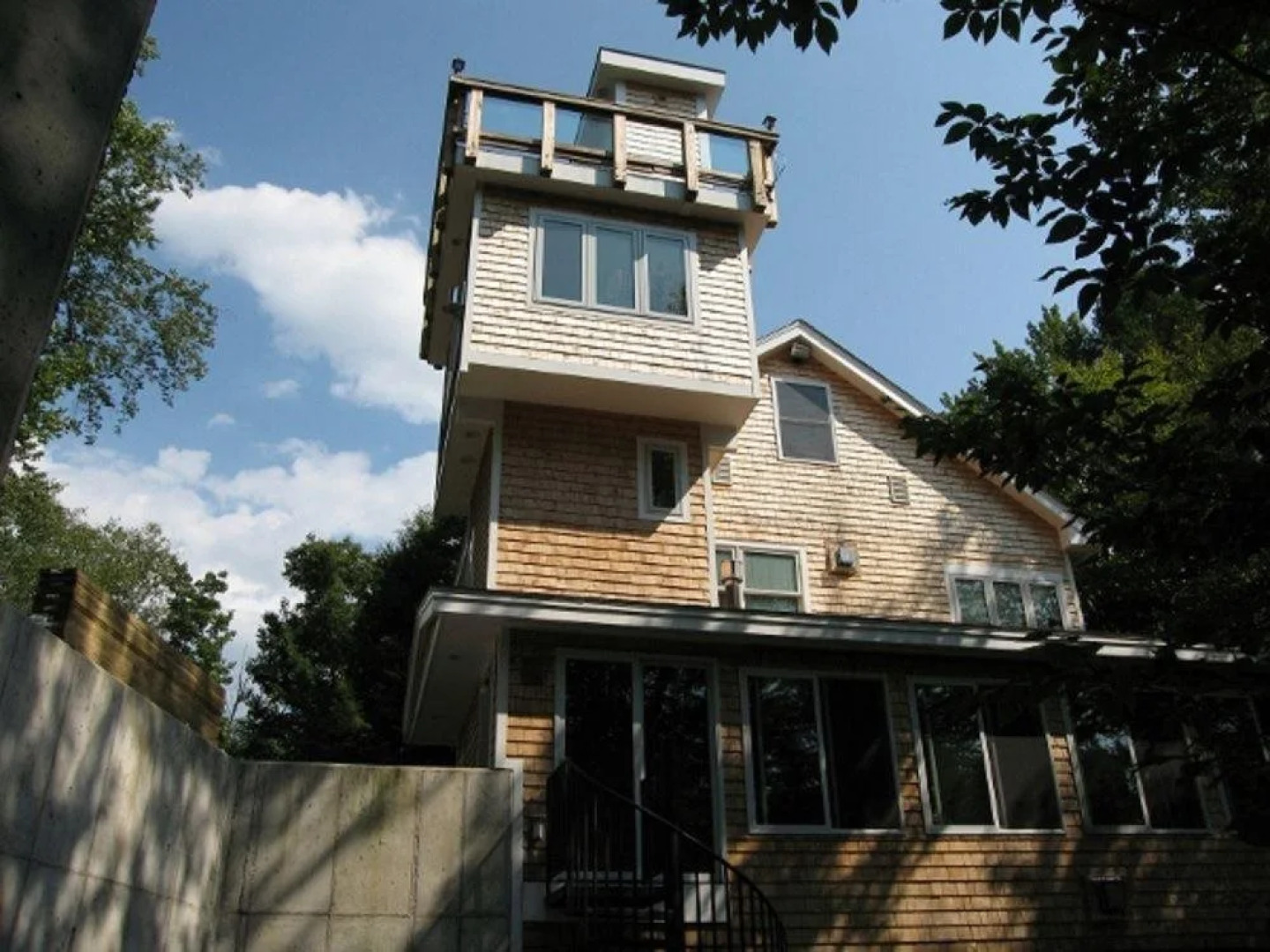 Garden Tower B and B