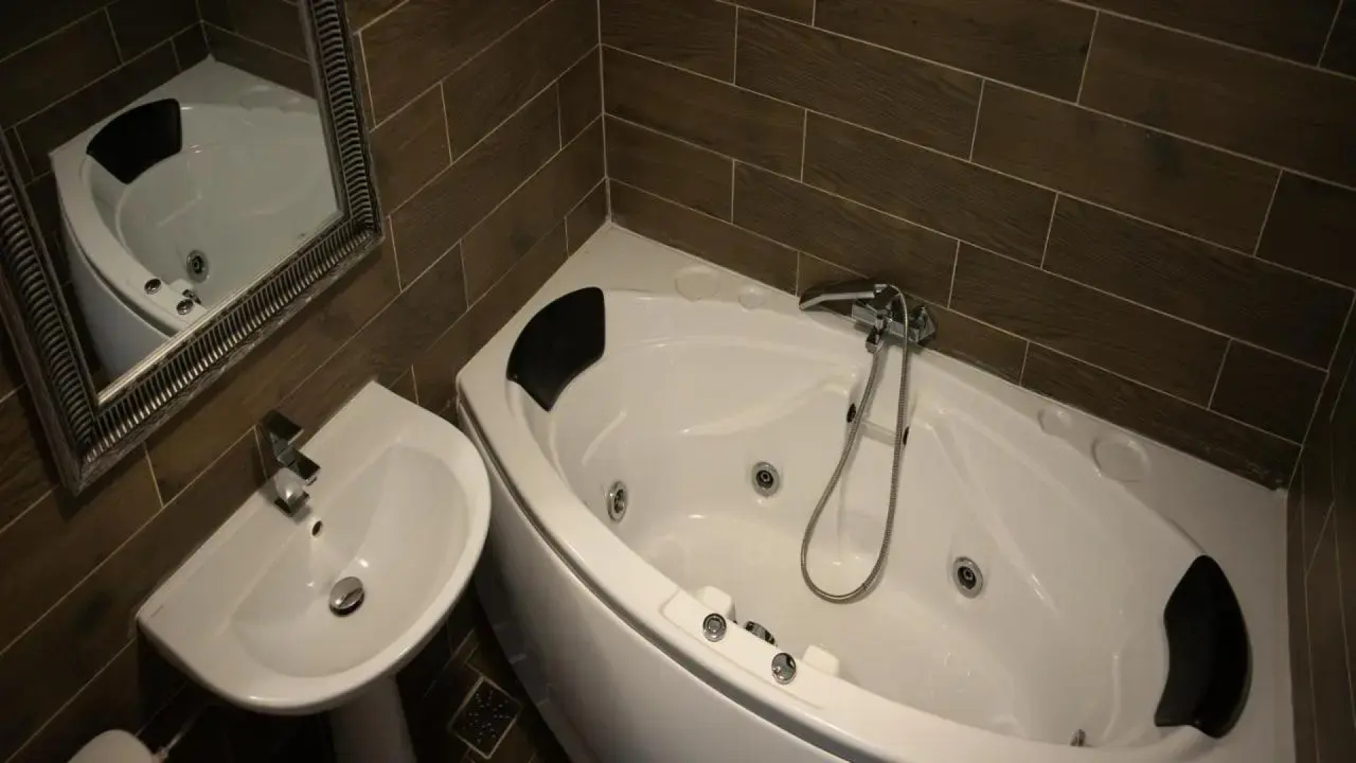 Pensiunea Poiana Izvoarelor