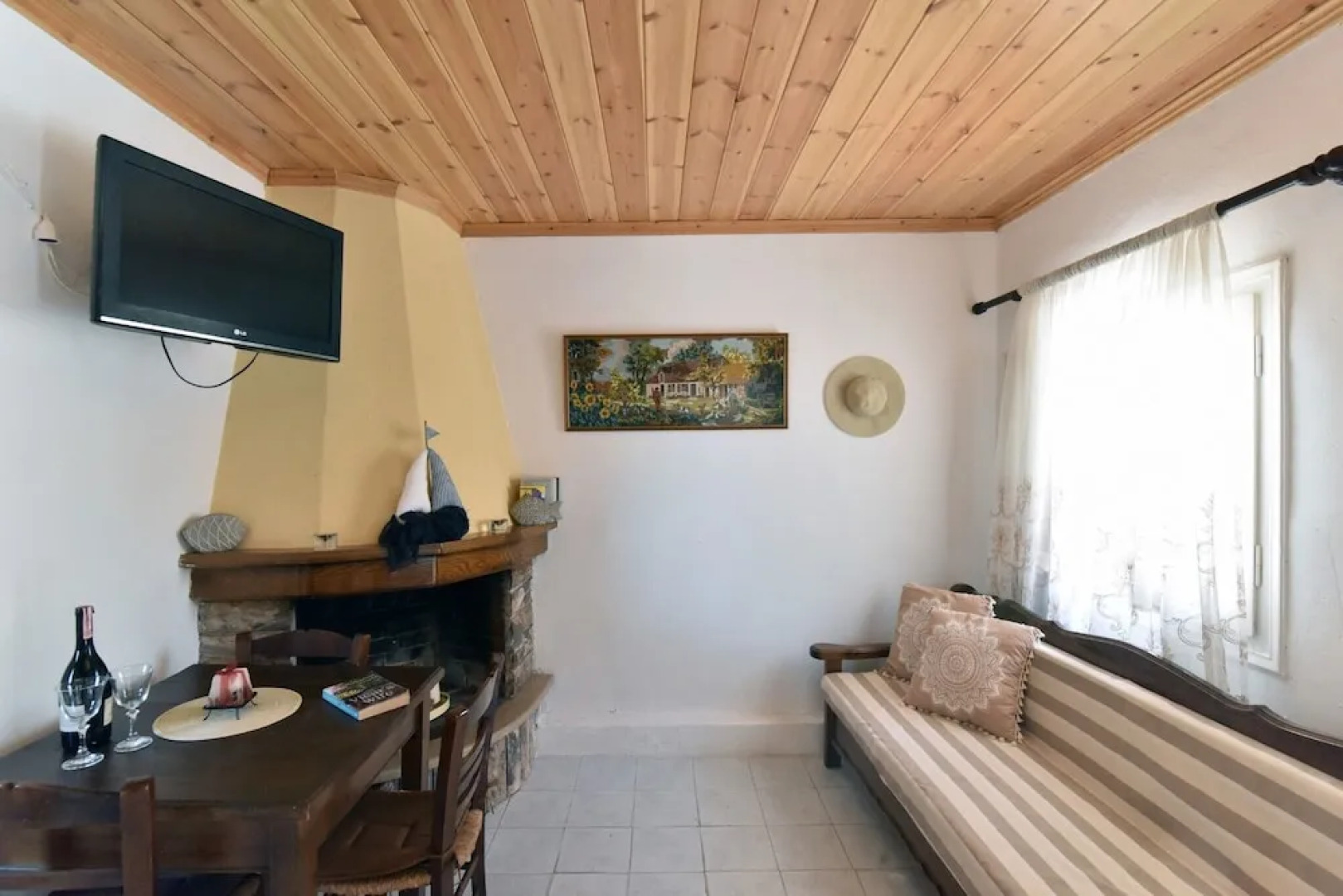 Traditional Cottage on the Hillside of Antiperni