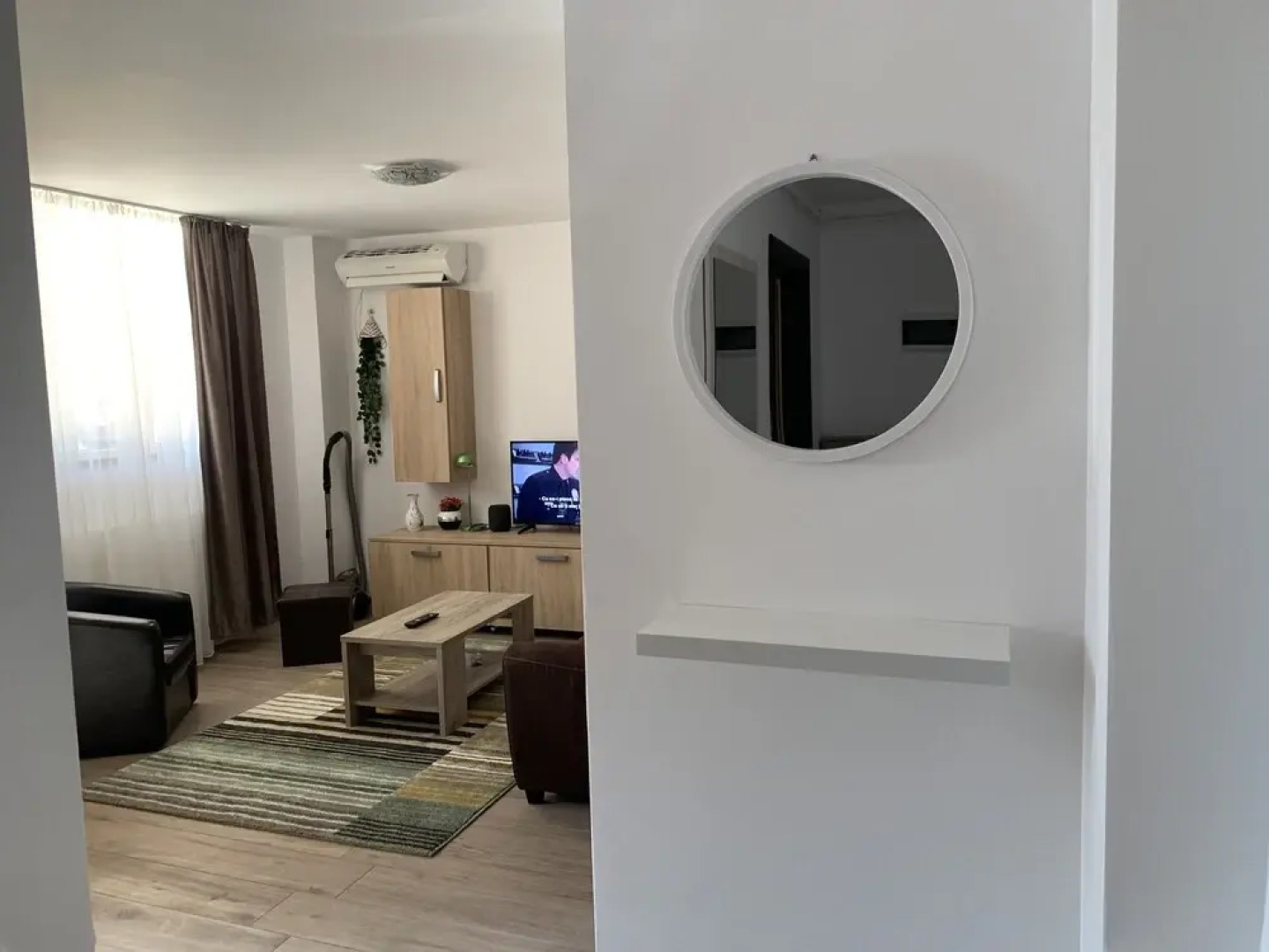 Two Room Apartment Militari Residence M8