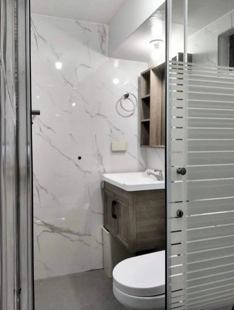 Affordable 2 BR 2 BA w/ Skycable, Netflix, & Amazon Prime