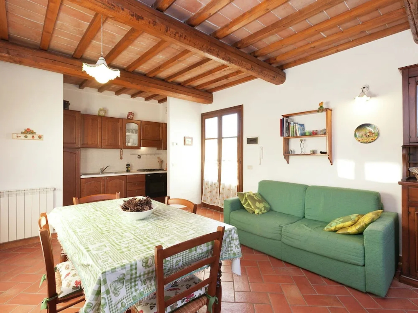 Well Kept Property With Garden With Lovely Panorama