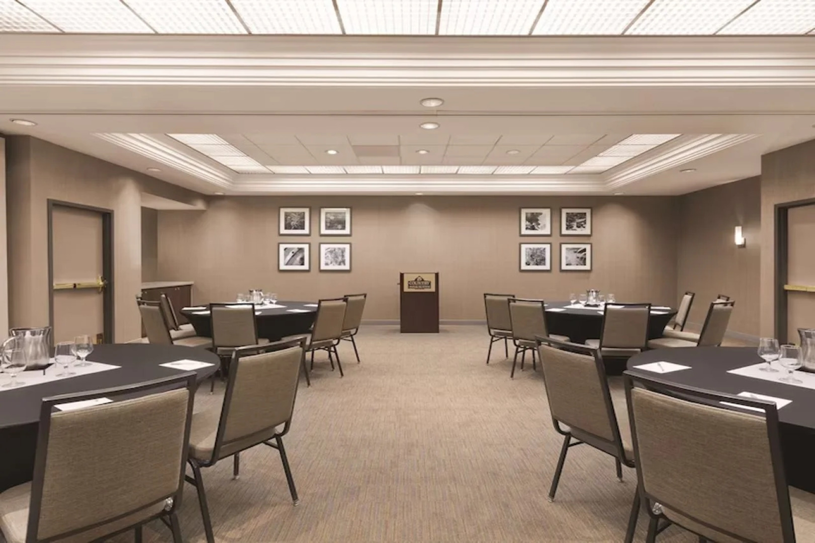 Country Inn & Suites by Radisson, Seattle-Bothell, WA