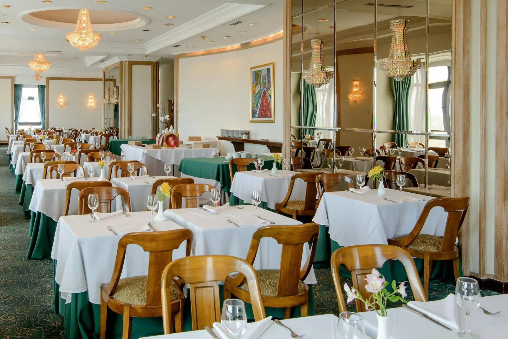 Radisson Montevideo Victoria Plaza Hotel