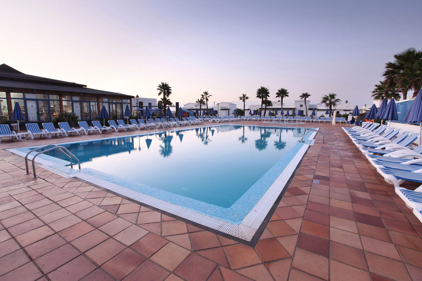 Vik Club Coral Beach