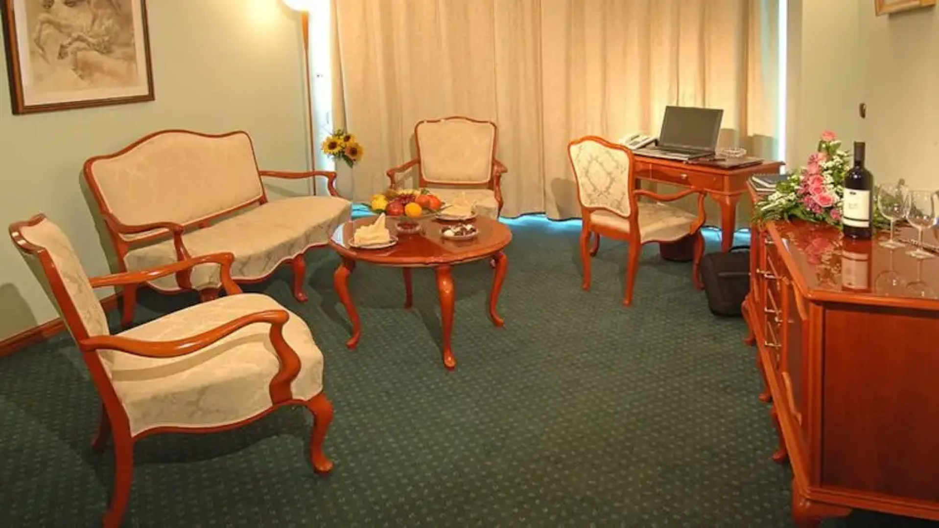 Отель Aleksandar Palace