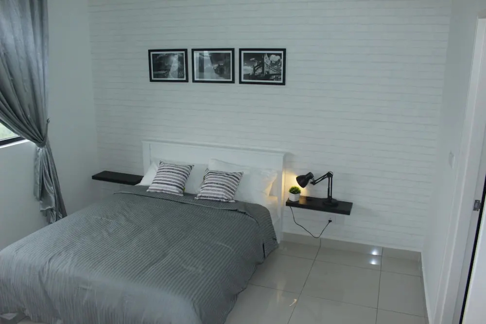 Meridian  Medini Legoland - JCL