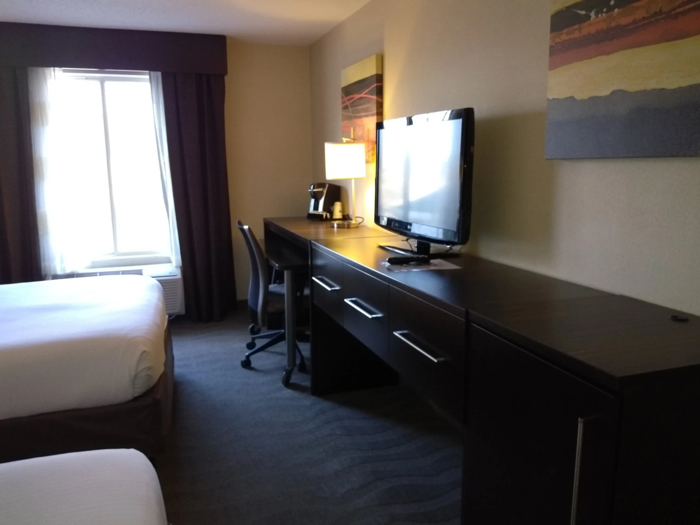 Holiday Inn Express & Suites Waterford