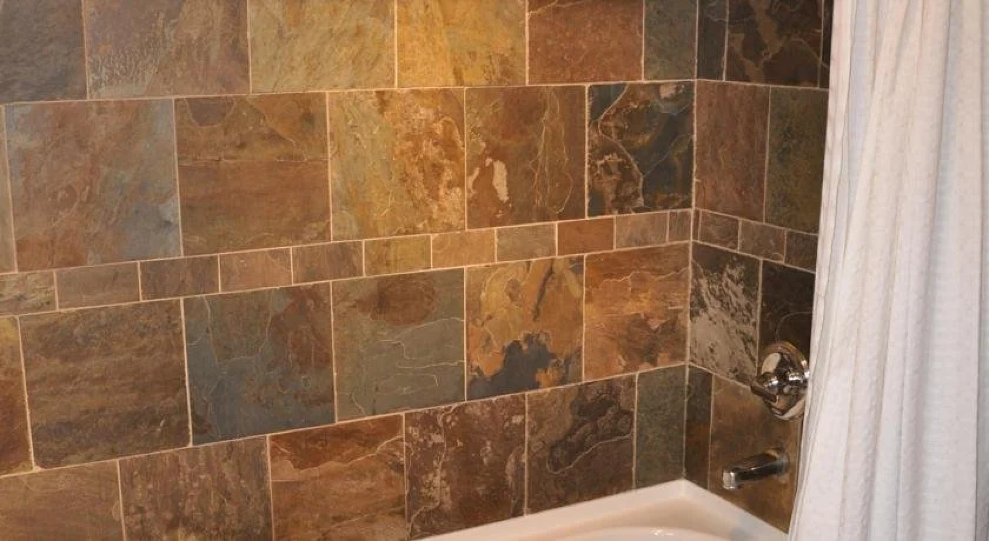 Kicking Horse Kabins