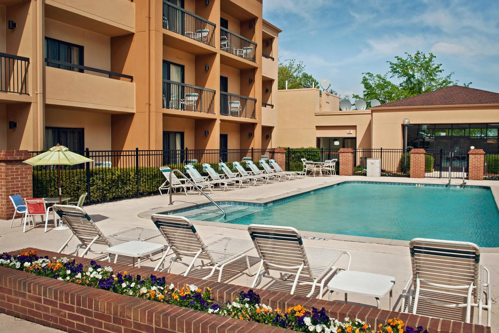 Courtyard by Marriott Greensboro