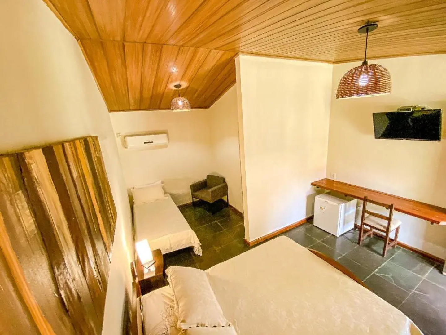 Quatro Estaçoes Pesq. E Hotel Fazenda