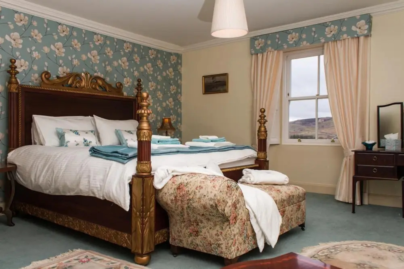 Abbotshaw House - Farm B&B