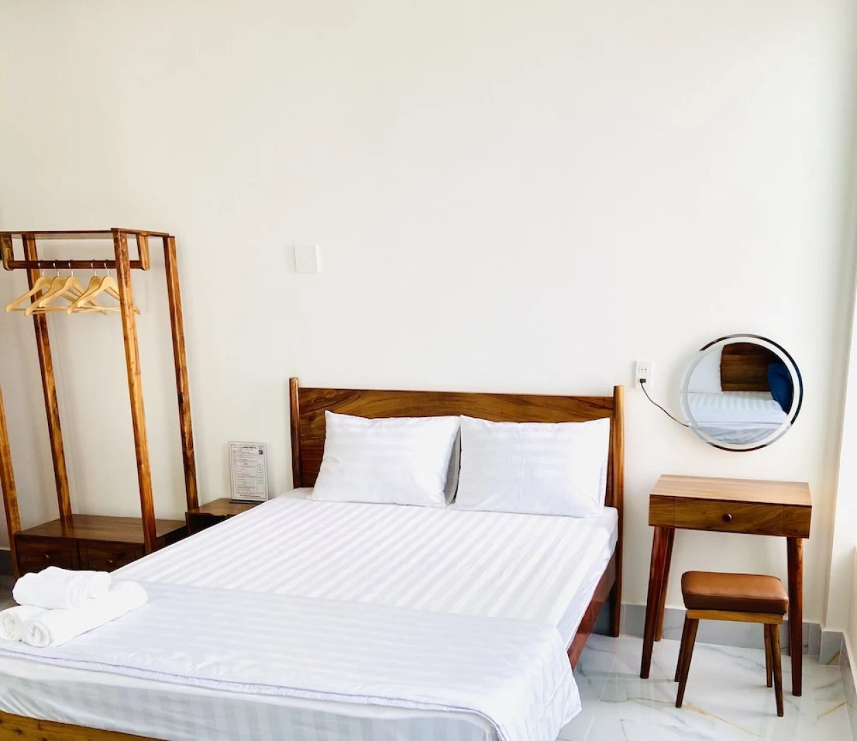 Hero Hostel & Billiards