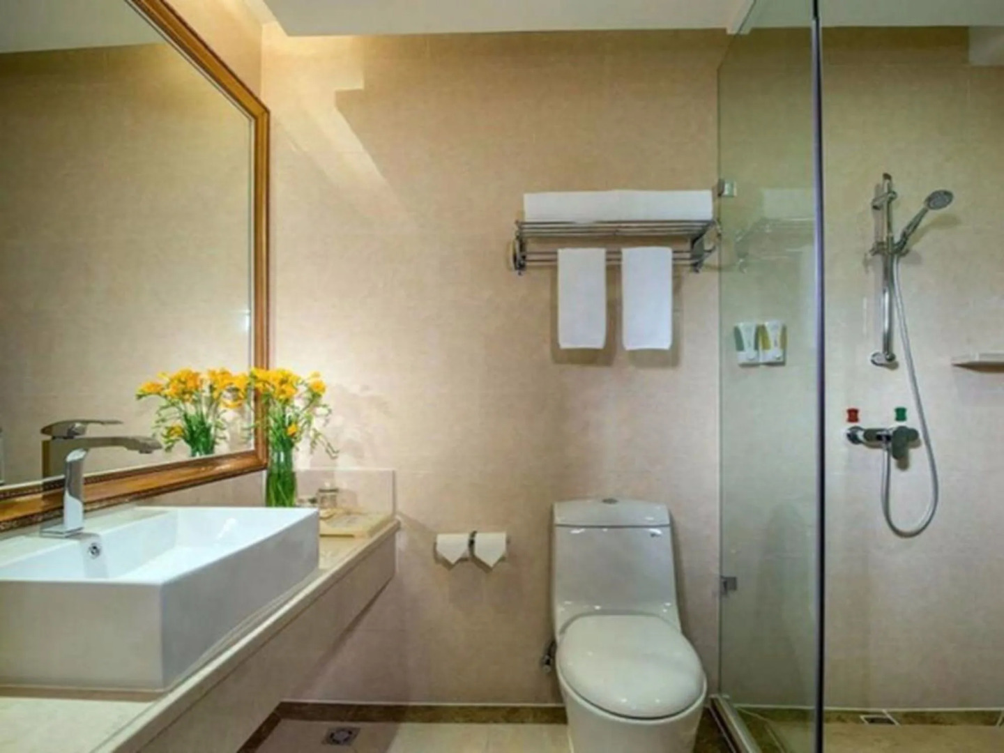 Vienna Hotel Tianjin Guizhou Road Branch