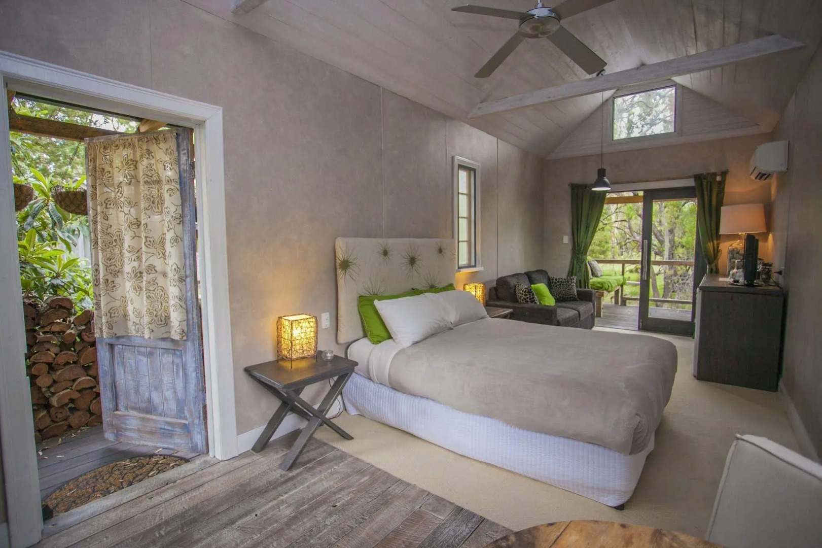 The Laurels of Chinchilla