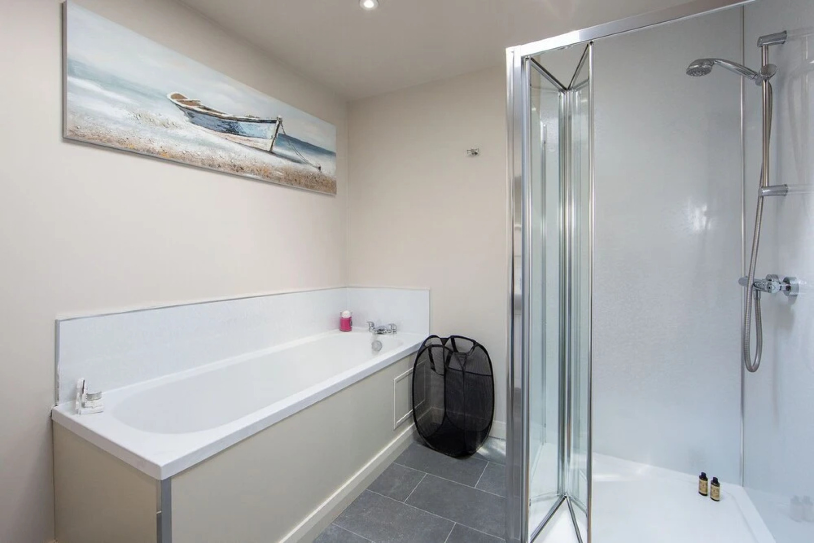 The Anchor Apartments