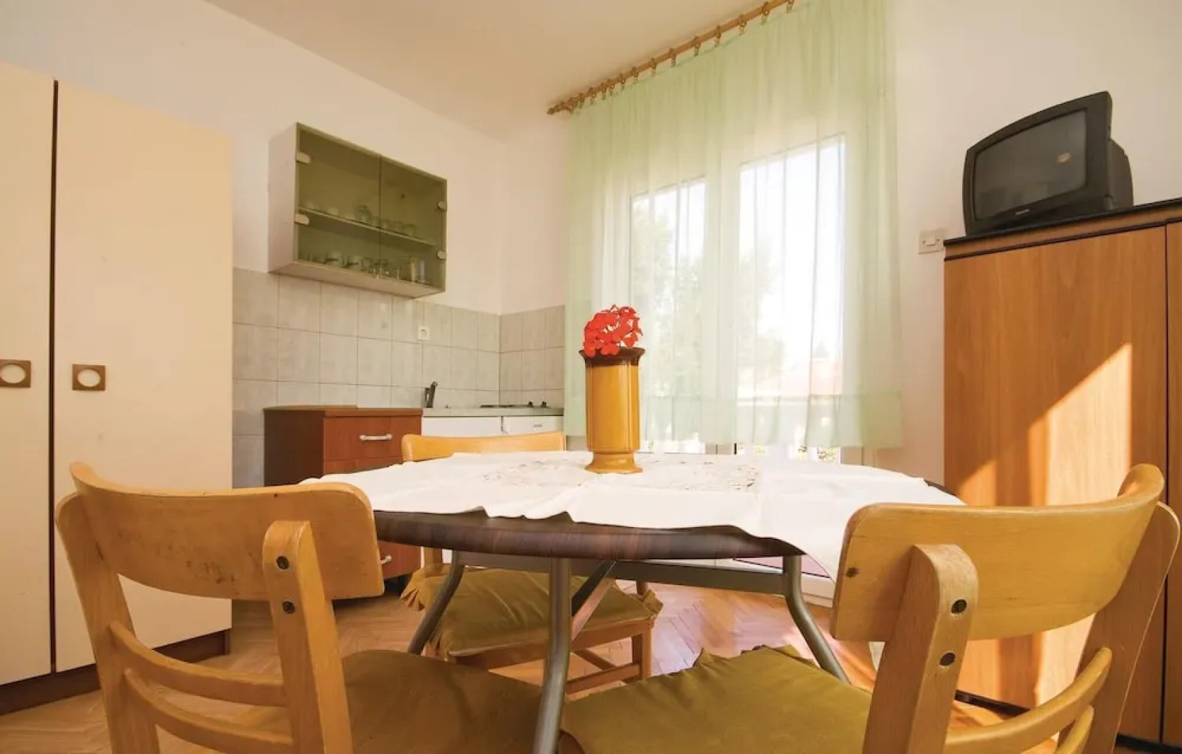 Amazing Apartment in Posedarje With 3 Bedrooms and Wifi