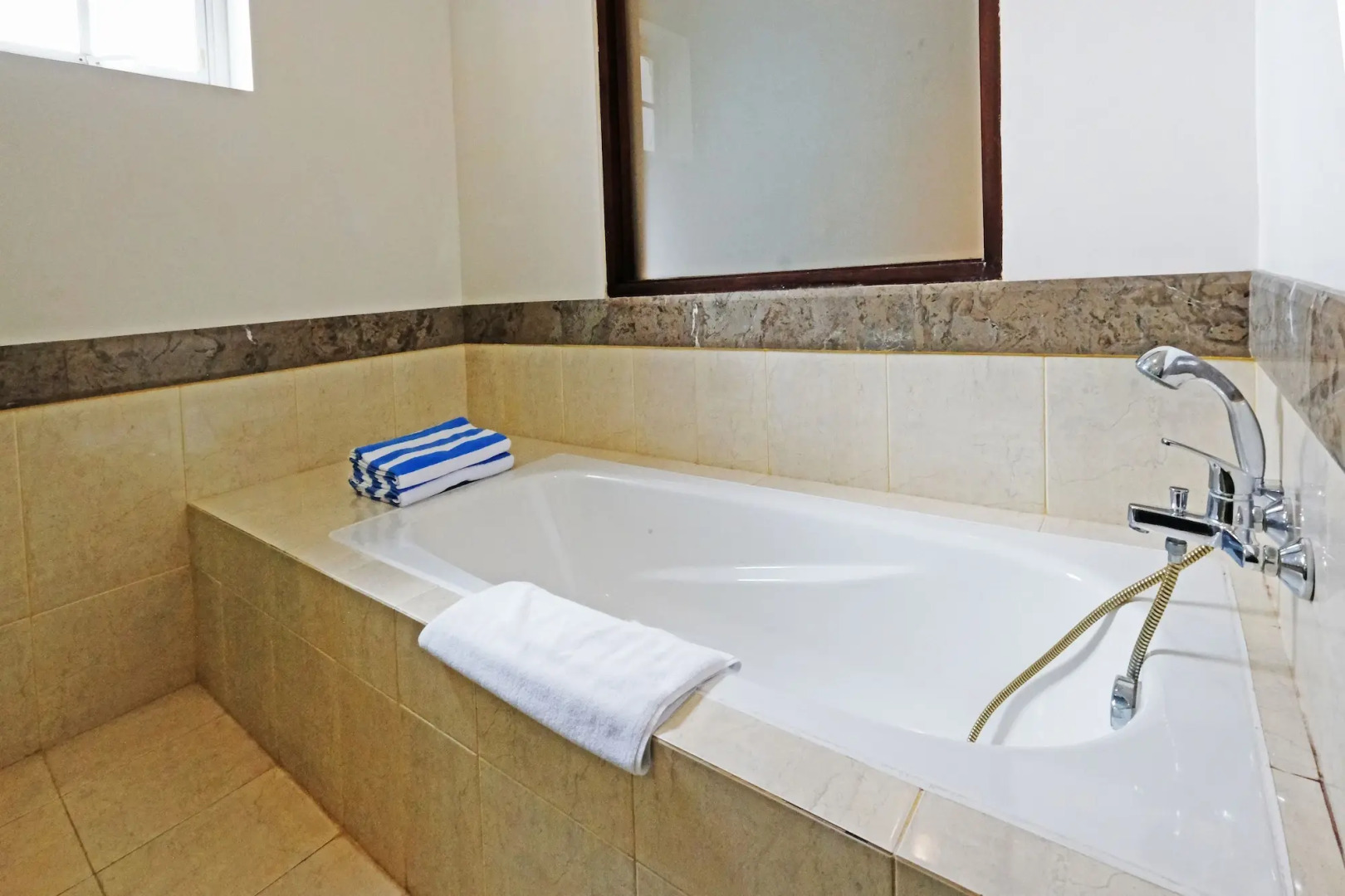 The Bellezza Suites Jakarta