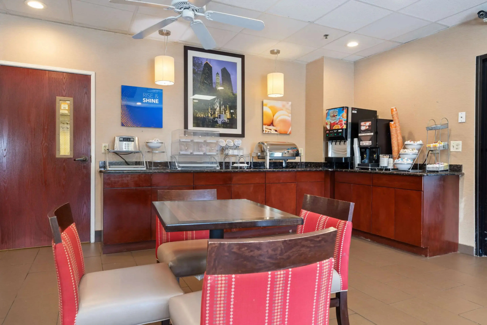 Comfort Suites Lombard - Addison