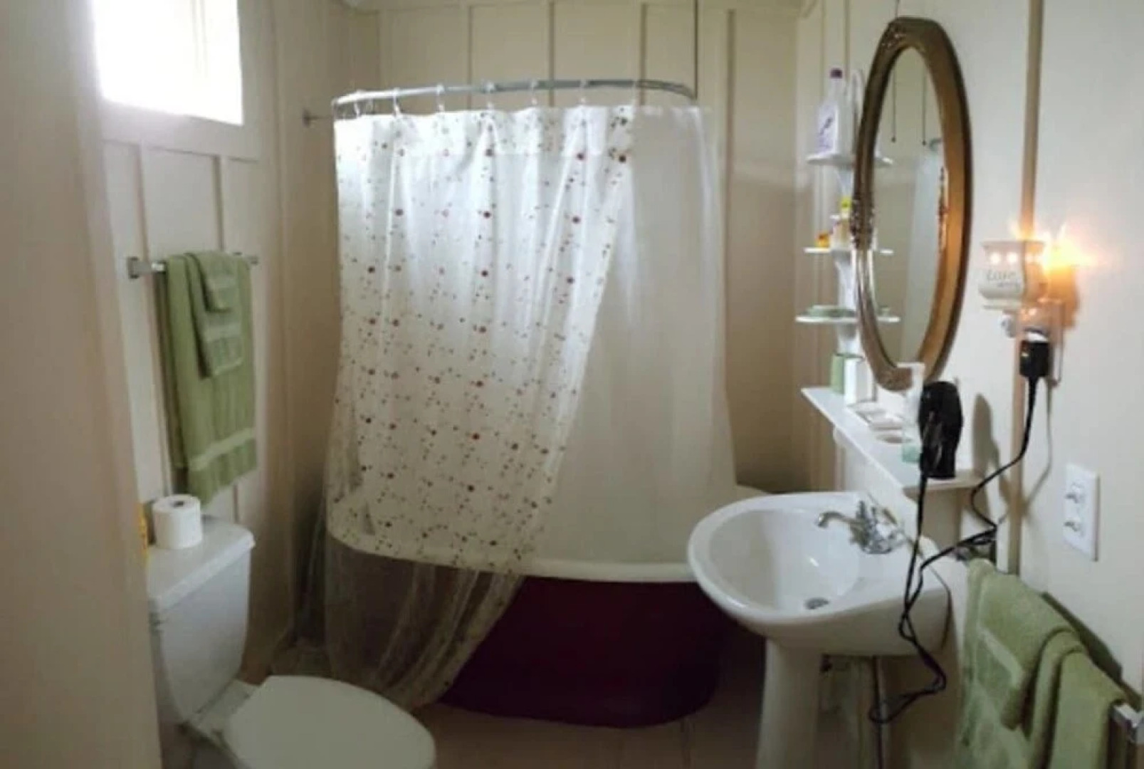 Three Sister's Cottages