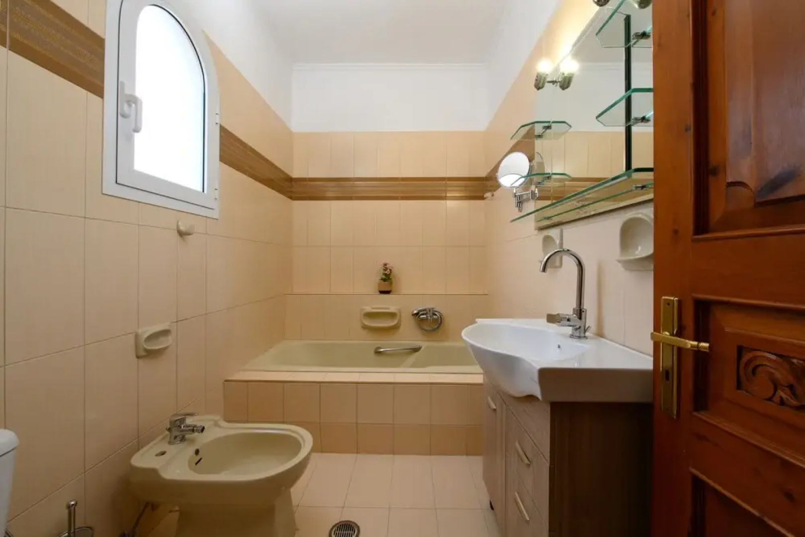 Grand Villa Roubana