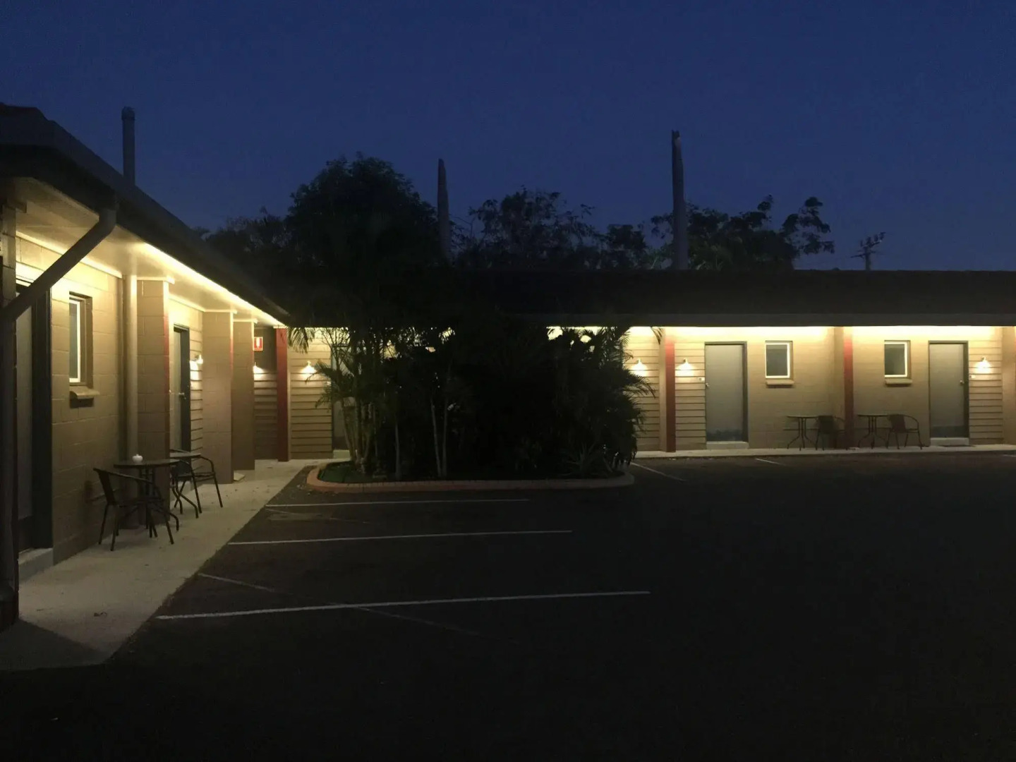 Island View Motel